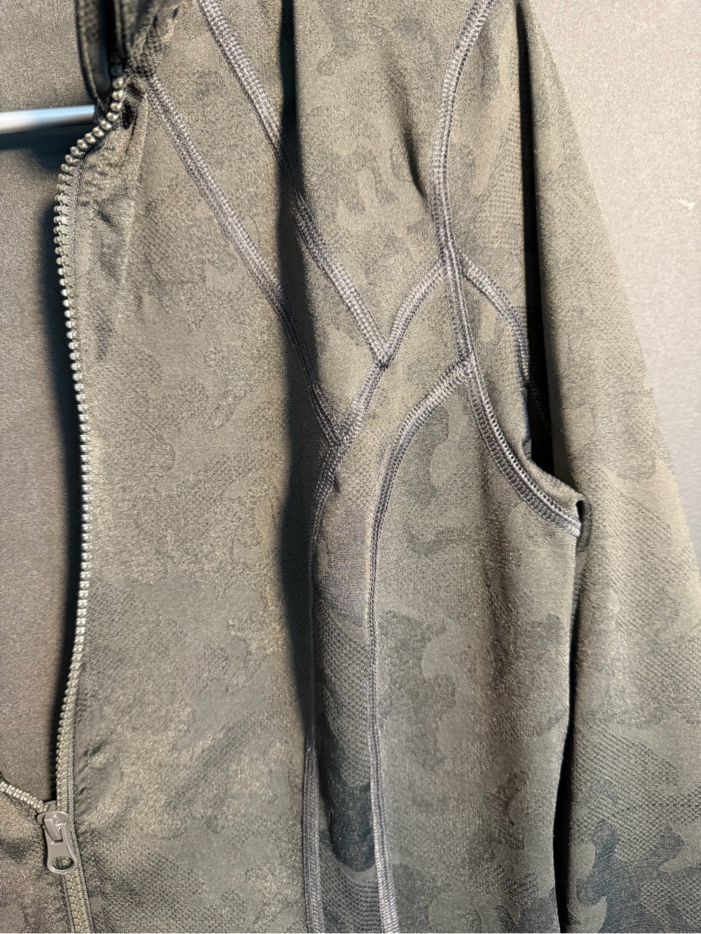 90 Degree by Reflex Jacket. Size Large - Picture 4 of 7